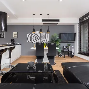 Inpoint Spacious Near Main Square & Kazimierz District Apartment