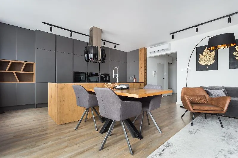 Inpoint Luxury City Center Pool & Gym Apartments Krakov 0*,